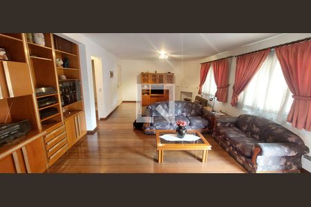 Sala 1 de estar de apartamento à venda com 2 quartos, 138m² em Vila Bastos, Santo André