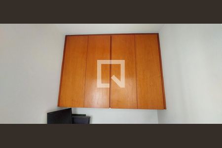 Apartamento à venda com 138m², 2 quartos e 3 vagas Apartamento à venda com 138m², 2 quartos e 3 vagasEscritório