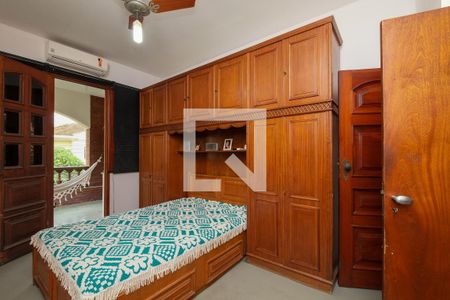 Casa à venda com 293m², 7 quartos e 6 vagas Casa à venda com 293m², 7 quartos e 6 vagasSuíte 2