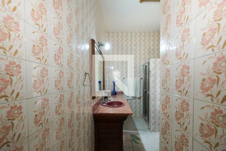 Casa à venda com 293m², 7 quartos e 6 vagas Casa à venda com 293m², 7 quartos e 6 vagasBanheiro da Suíte 2