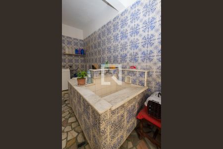 Casa à venda com 293m², 7 quartos e 6 vagas Casa à venda com 293m², 7 quartos e 6 vagasÁrea de Serviço