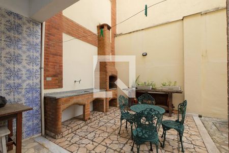 Casa à venda com 293m², 7 quartos e 6 vagas Casa à venda com 293m², 7 quartos e 6 vagasChurrasqueira