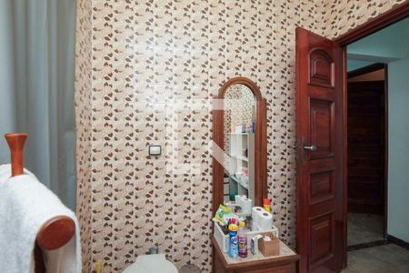 Casa à venda com 293m², 7 quartos e 6 vagas Casa à venda com 293m², 7 quartos e 6 vagasLavabo