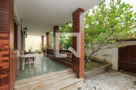 Casa à venda com 293m², 7 quartos e 6 vagas Casa à venda com 293m², 7 quartos e 6 vagasVaranda da Sala