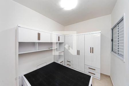 Quarto 1 de apartamento para alugar com 2 quartos, 40m² em Parque Sevilha, São Paulo