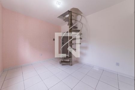 Casa à venda com 159m², 4 quartos e 2 vagasSala