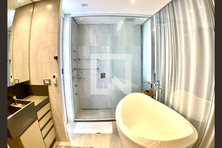 Banheiro da Suite 1 de apartamento à venda com 2 quartos, 129m² em Jardim da Glória, São Paulo