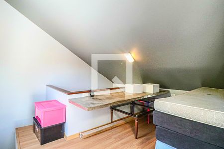 Casa à venda com 510m², 4 quartos e 4 vagas Casa à venda com 510m², 4 quartos e 4 vagasQuarto 03 - Mezanino