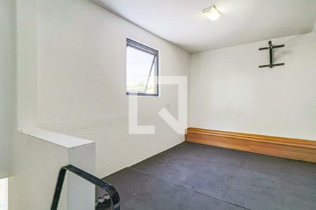 Casa à venda com 510m², 4 quartos e 4 vagas Casa à venda com 510m², 4 quartos e 4 vagasQuarto 02 - Mezanino