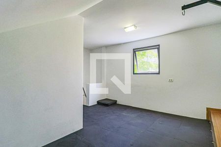 Casa à venda com 510m², 4 quartos e 4 vagas Casa à venda com 510m², 4 quartos e 4 vagasQuarto 02 - Mezanino