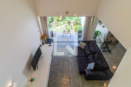 Casa à venda com 510m², 4 quartos e 4 vagas Casa à venda com 510m², 4 quartos e 4 vagasCorredor - Vista da sala