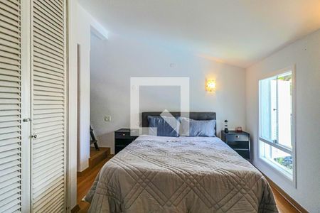 Casa à venda com 510m², 4 quartos e 4 vagas Casa à venda com 510m², 4 quartos e 4 vagasQuarto 02