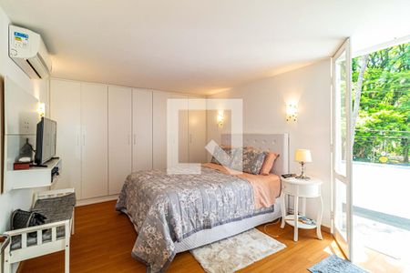 Casa à venda com 510m², 4 quartos e 4 vagas Casa à venda com 510m², 4 quartos e 4 vagasQuarto 04