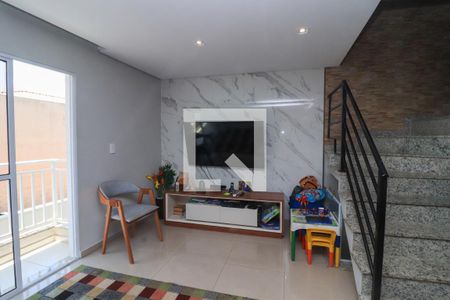 Sala de TV de casa de condomínio à venda com 3 quartos, 130m² em Vila Esperança, São Paulo