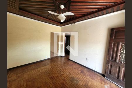 Casa à venda com 2 quartos, 210m² em Jardim do Trevo, Campinas