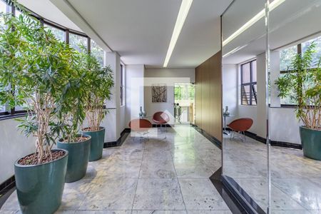 Apartamento à venda com 340m², 4 quartos e 4 vagas Apartamento à venda com 340m², 4 quartos e 4 vagasHall de entrada