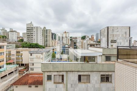 Apartamento à venda com 340m², 4 quartos e 4 vagas Apartamento à venda com 340m², 4 quartos e 4 vagasVaranda