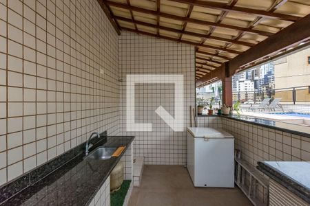 Apartamento à venda com 340m², 4 quartos e 4 vagas Apartamento à venda com 340m², 4 quartos e 4 vagasVaranda