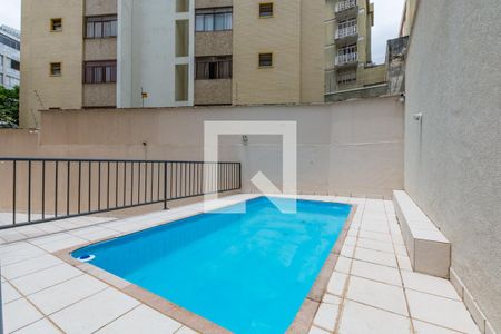 Apartamento à venda com 340m², 4 quartos e 4 vagas Apartamento à venda com 340m², 4 quartos e 4 vagasPiscina