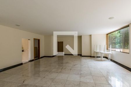Apartamento à venda com 340m², 4 quartos e 4 vagas Apartamento à venda com 340m², 4 quartos e 4 vagasSalão de Festas