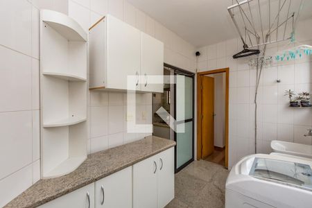 Apartamento à venda com 340m², 4 quartos e 4 vagas Apartamento à venda com 340m², 4 quartos e 4 vagasÁrea de Serviço