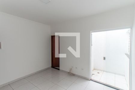 Sala   de apartamento para alugar com 2 quartos, 50m² em Vila Maria Baixa, São Paulo