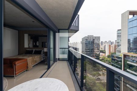 Varanda de kitnet/studio à venda com 1 quarto, 42m² em Itaim Bibi, São Paulo