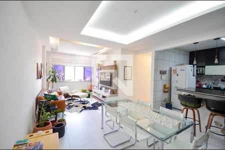 Apartamento à venda com 99m², 3 quartos e 1 vagaSala