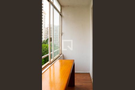 Varanda de apartamento para alugar com 2 quartos, 93m² em Higienópolis, São Paulo