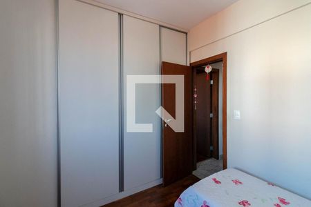 QUarto 1 de apartamento à venda com 2 quartos, 75m² em Nova Granada, Belo Horizonte