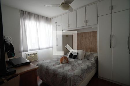 Suite de apartamento à venda com 2 quartos, 90m² em Ingá, Niterói