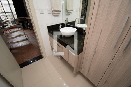 lavabo de apartamento à venda com 2 quartos, 91m² em Santos Dumont, São Leopoldo