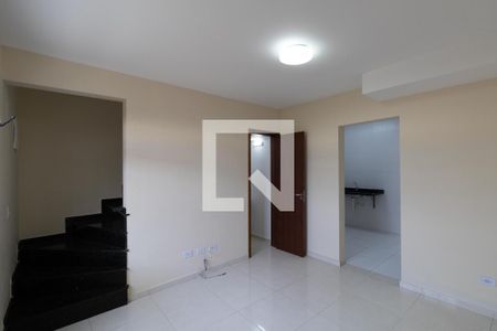 Sala de casa de condomínio para alugar com 2 quartos, 58m² em Vila Santa Teresa (zona Leste), São Paulo