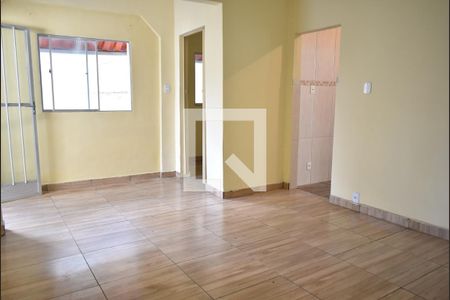 Sala de casa de condomínio para alugar com 2 quartos, 90m² em Campo Grande, Rio de Janeiro