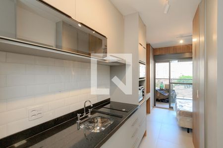 Cozinha de kitnet/studio para alugar com 1 quarto, 26m² em Jardim das Acacias, São Paulo