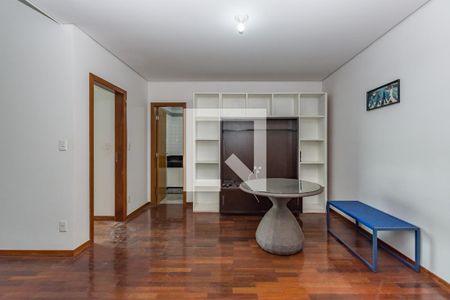 Sala de apartamento para alugar com 1 quarto, 78m² em Belvedere, Belo Horizonte