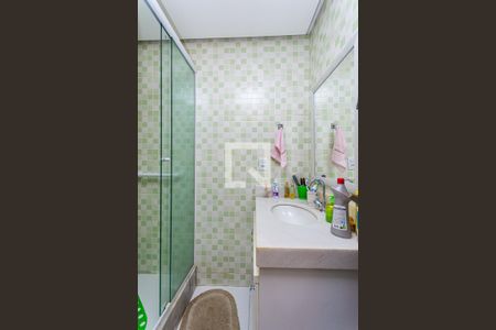 Banheiro de casa à venda com 5 quartos, 240m² em Piratininga, Niterói