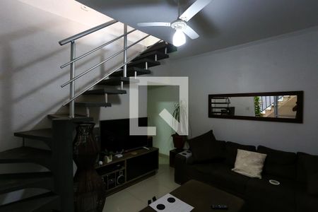 Sala 1 de casa para alugar com 5 quartos, 240m² em Jardim Monte Alegre, Taboão da Serra