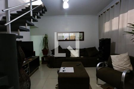 Sala 1 de casa para alugar com 5 quartos, 240m² em Jardim Monte Alegre, Taboão da Serra