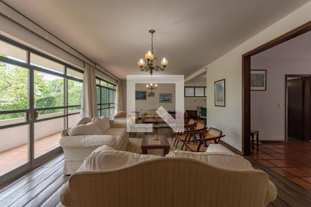 Sala de casa à venda com 5 quartos, 641m² em São Luiz, Belo Horizonte