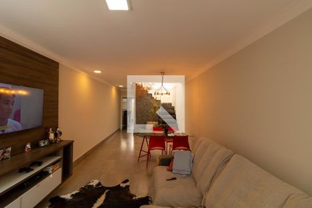 Sala de casa à venda com 3 quartos, 150m² em Vila Salete, São Paulo