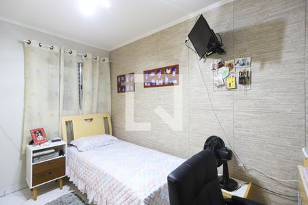 Quarto 1 de casa à venda com 5 quartos, 240m² em Vila Vitorio Mazzei, São Paulo