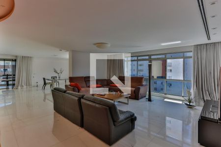 Apartamento à venda com 500m², 5 quartos e 3 vagasSala