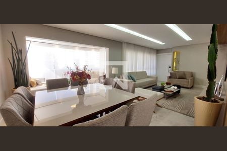Sala de apartamento à venda com 4 quartos, 205m² em Vila Gilda, Santo André