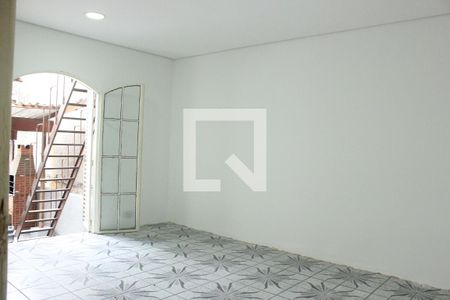 Quarto 1 de casa para alugar com 3 quartos, 300m² em Parque Marabá, Guarulhos