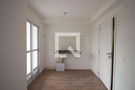 Sala/Cozinha de apartamento à venda com 2 quartos, 37m² em Cidade Antônio Estevão de Carvalho, São Paulo