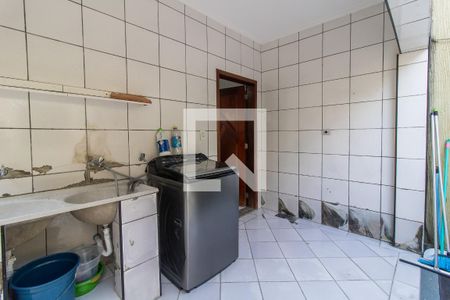 Casa à venda com 224m², 3 quartos e 3 vagas Casa à venda com 224m², 3 quartos e 3 vagasÁrea de Serviço