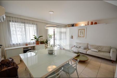 Sala de apartamento para alugar com 3 quartos, 215m² em Vila Isabel, Rio de Janeiro