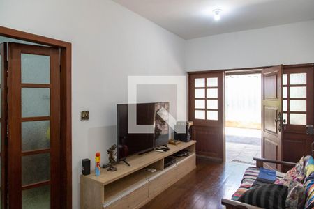 Sala de casa à venda com 3 quartos, 180m² em Santa Monica, Belo Horizonte