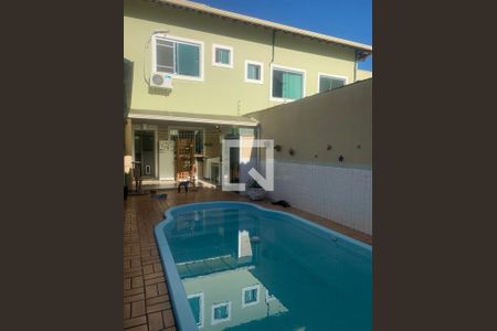 Casa à venda com 4 quartos, 230m² em Santa Monica, Belo Horizonte